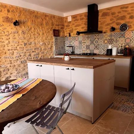 House With A View Of Mont Ventoux Sauveterre *